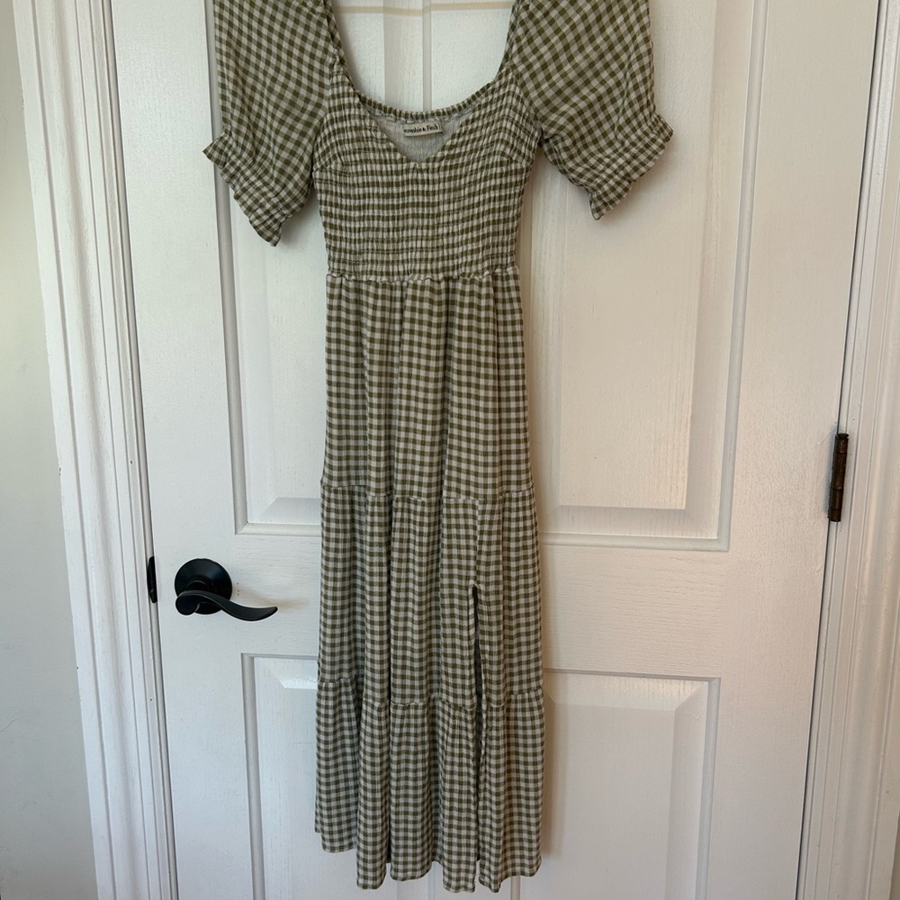 Abercrombie & Fitch Olive Gingham Puff Sleeve Maxi Dress